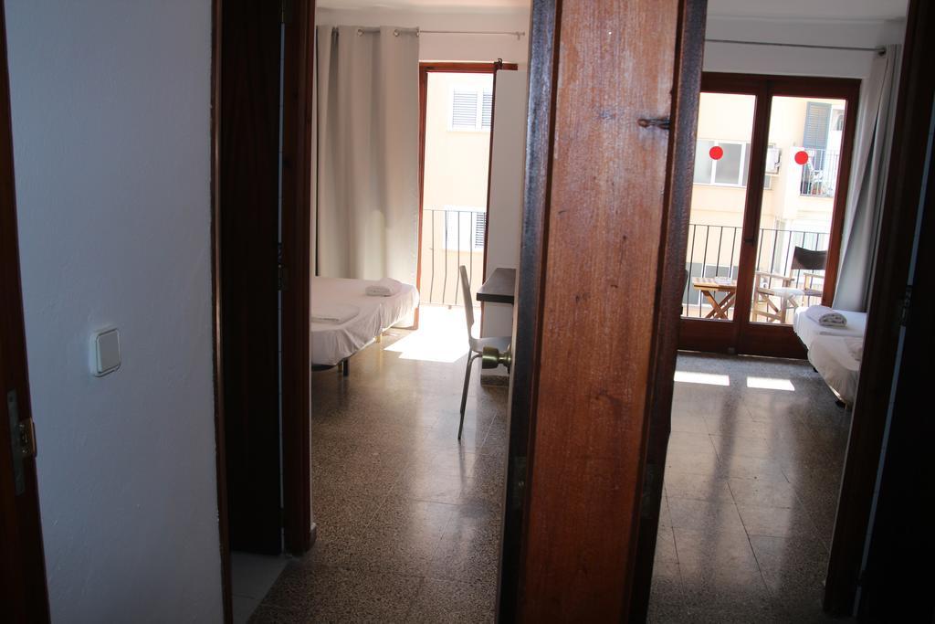 Hostal Las Nieves Cidade de Ibiza Exterior foto