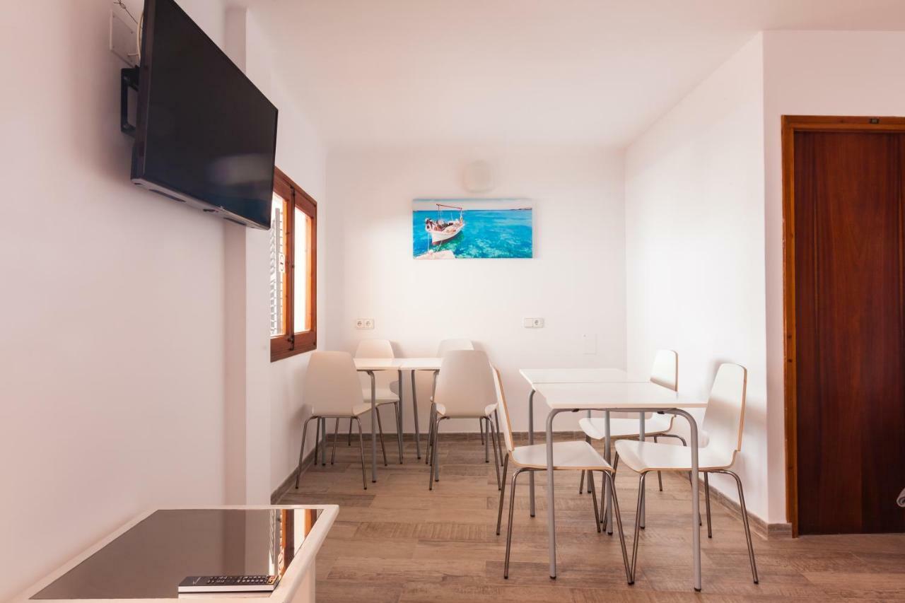 Hostal Las Nieves Cidade de Ibiza Exterior foto